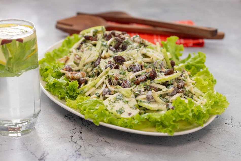 Elmalı Kereviz Salatası