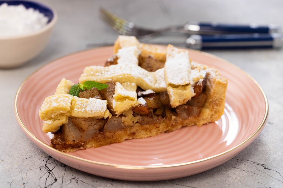 Bademli Armutlu Tart